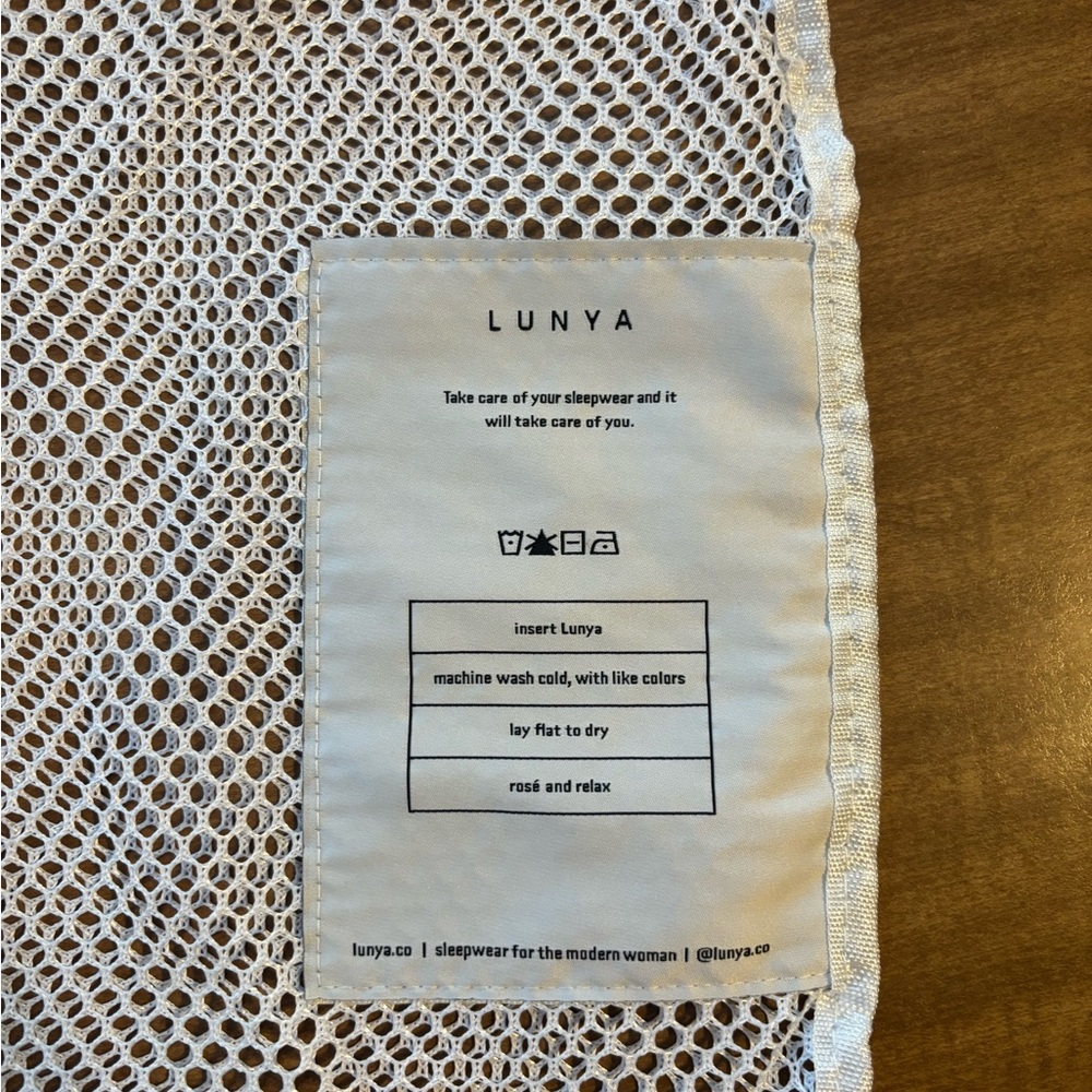 Lunya White Mesh Laundry Bag - Picture 2 of 4